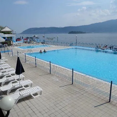 公寓 Monolocale Lago Maggiore Pallanza 韦尔巴尼亚